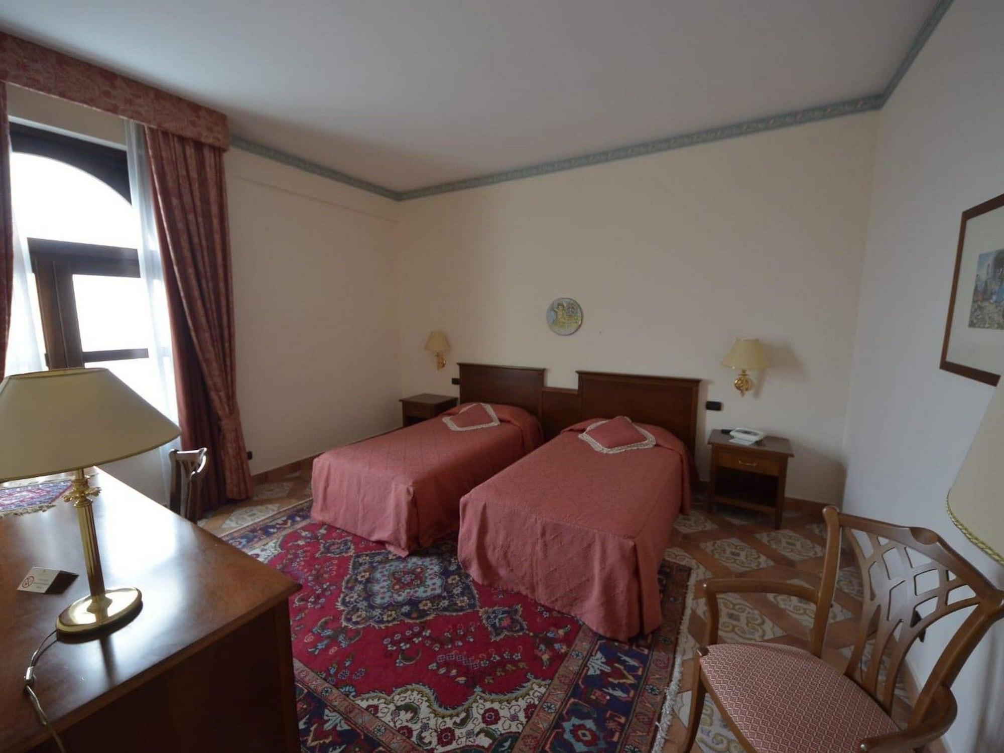 Baglio Conca D'Oro Hotel มอนเรอาเล ภายนอก รูปภาพ
